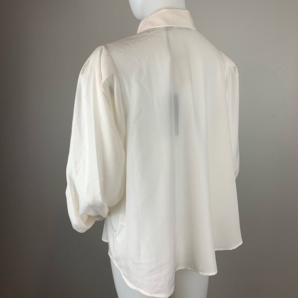 NWT Eva Mendes White Blouse New York & Company - Picture 2 of 4